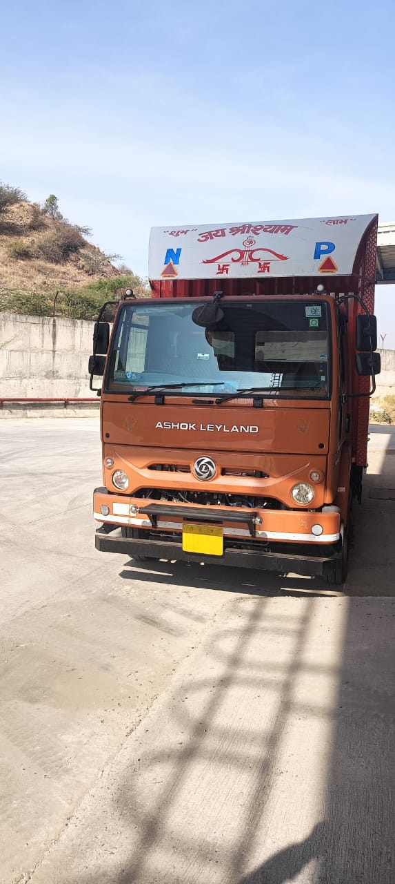 Mahadev Logistics – Ashok Leyland Truck